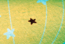 Lade das Bild in den Galerie-Viewer, Wonder 130 Cuel 160cm x 230cm Kinderteppich