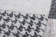 Lade das Bild in den Galerie-Viewer, Liana 210 Natur 160cm x 230cm
