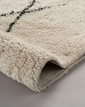 Lade das Bild in den Galerie-Viewer, Alena 125 Creme/Schwarz 200 x 290 cm

