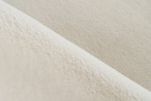 Lade das Bild in den Galerie-Viewer, Rabbit Prime 125 Weiß 200 x 300 cm
