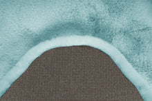 Lade das Bild in den Galerie-Viewer, Rabbit Sheepskin 225 Türkis 60cm x 90cm
