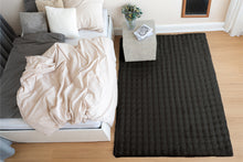 Lade das Bild in den Galerie-Viewer, Hailey 125 Schwarz 160 x 230 cm
