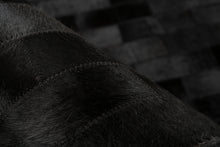 Lade das Bild in den Galerie-Viewer, Lavin 825 Schwarz 120 x 170 cm
