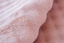 Lade das Bild in den Galerie-Viewer, Hailey 125 Rosa 120 x 160 cm
