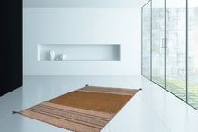 Lade das Bild in den Galerie-Viewer, Alhambra 335 Blau 120cm x 170cm
