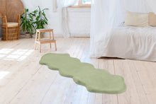 Lade das Bild in den Galerie-Viewer, Rabbit Double Sheepskin 325 Mint 60cm x 180cm
