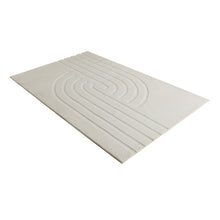 Lade das Bild in den Galerie-Viewer, Peace 725 Creme 200cm x 290cm
