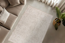 Lade das Bild in den Galerie-Viewer, Amora 259 Creme 120cm x 170cm
