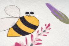 Lade das Bild in den Galerie-Viewer, Wonder 134 Hebe 160cm x 230cm Kinderteppich
