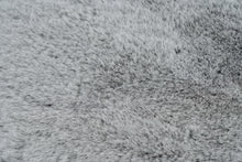 Lade das Bild in den Galerie-Viewer, Boundless 226 Grau
